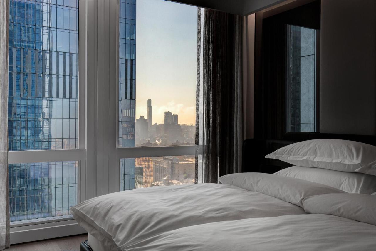 Equinox Hotel Hudson Yards New York City Экстерьер фото