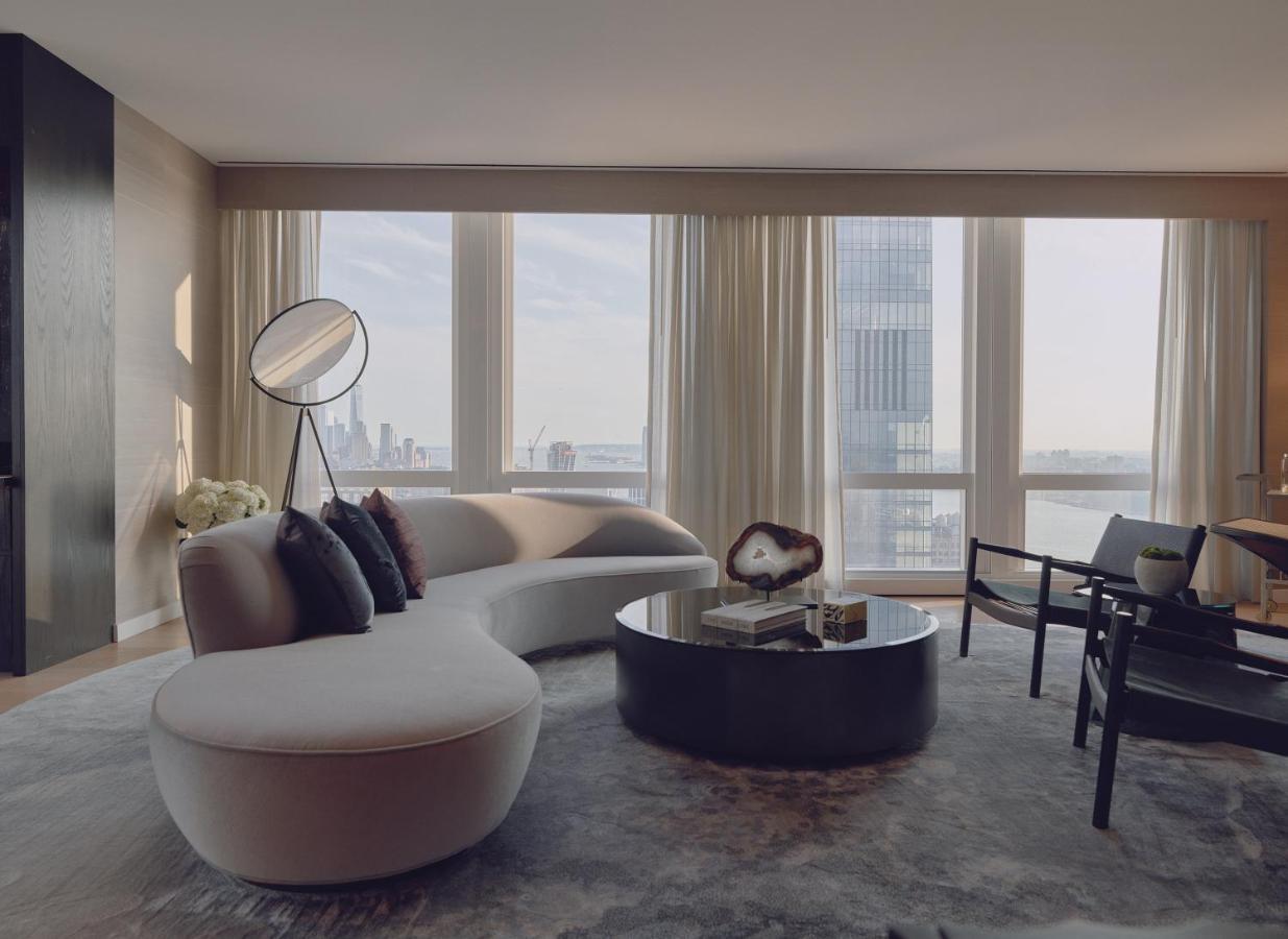 Equinox Hotel Hudson Yards New York City Экстерьер фото